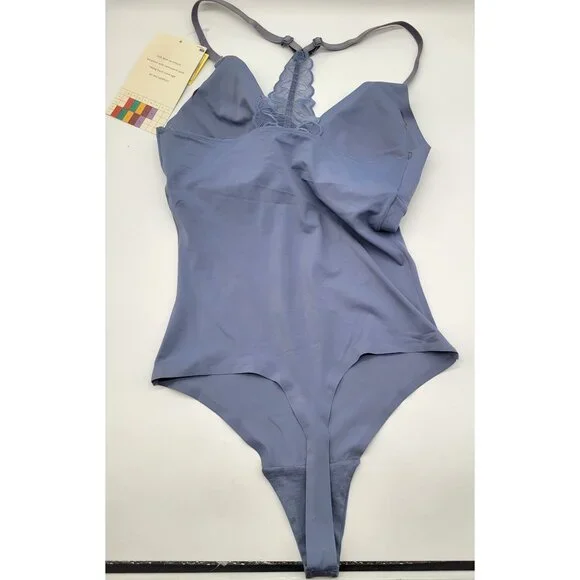 True & Co SZ Small V Neck Soft Lace Racerback Bodysuit Thong Wire Free - Picture 2 of 7